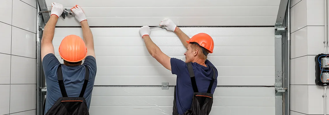 Driveway Garage Door Local Technicians in Carbondale, Illinois