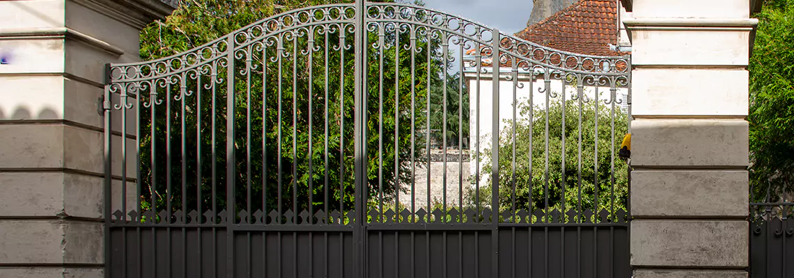 Wooden Swing Gate Repair in Carbondale, IL